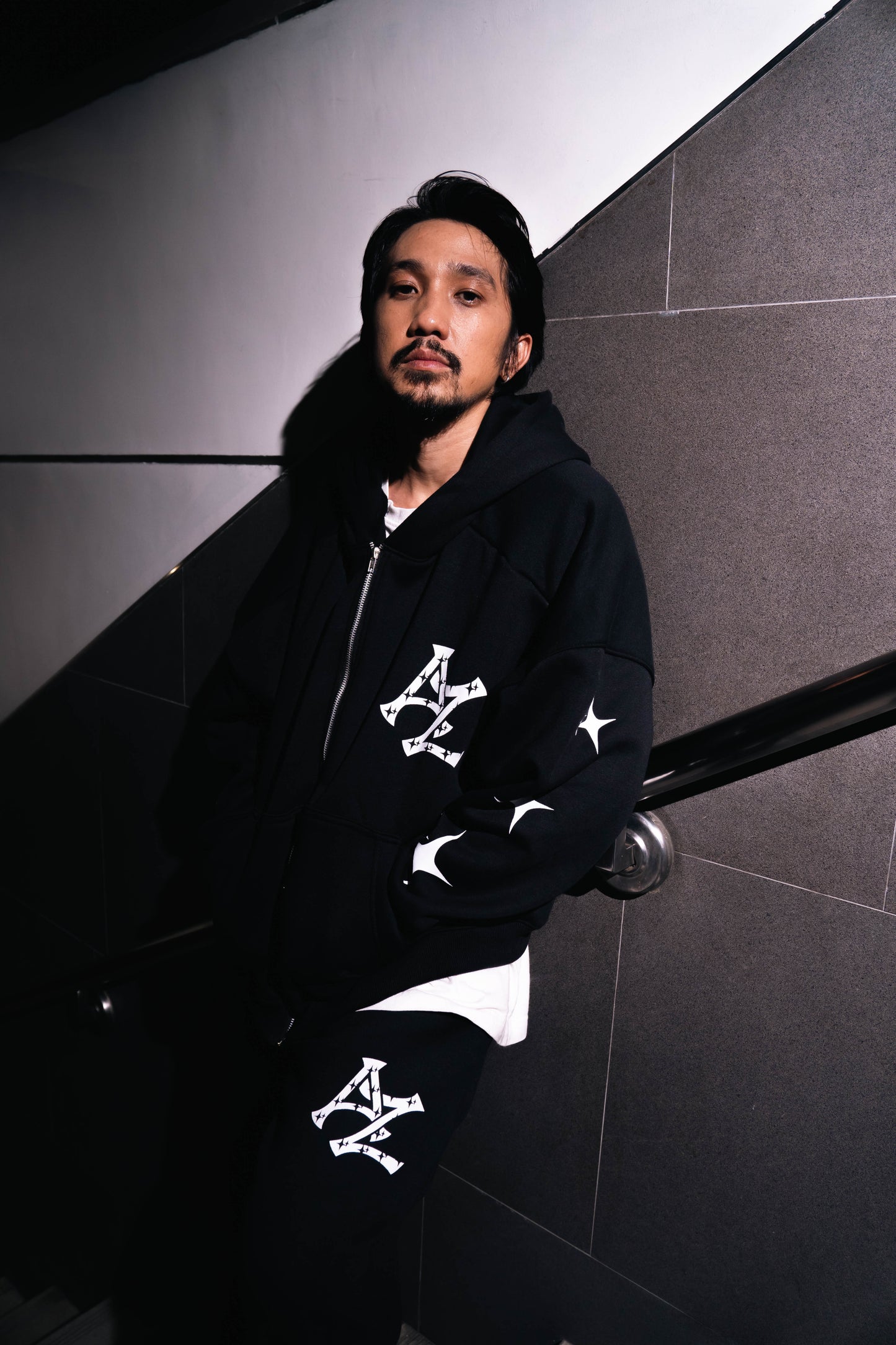 A-Z Astra Zip Hoodie (Black)