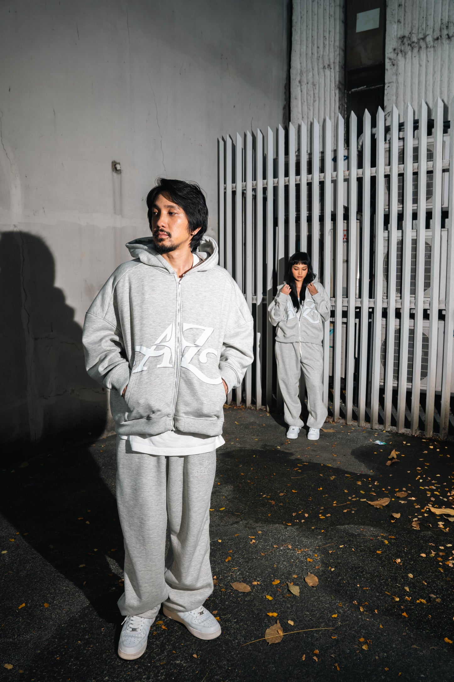 A-Z Signature Sweatpants (Heather Gray)